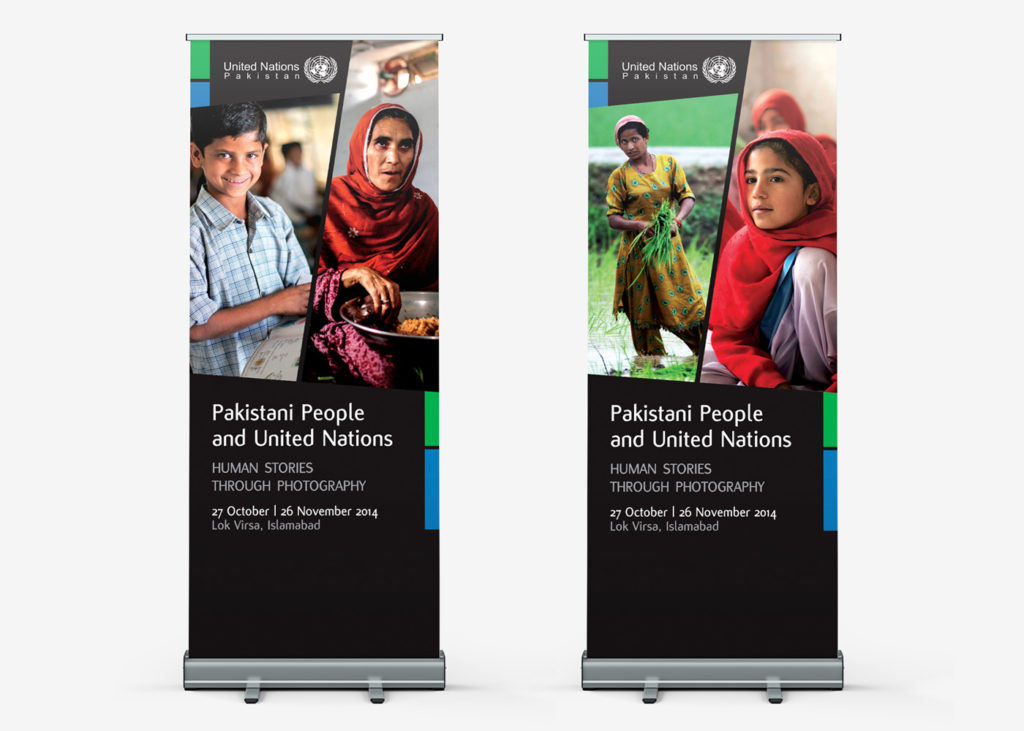 Catalogo mostra Pakistani people and United Nations – roll up banners